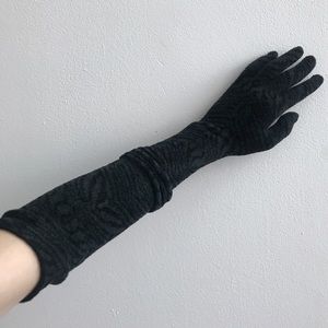 Alaia gloves